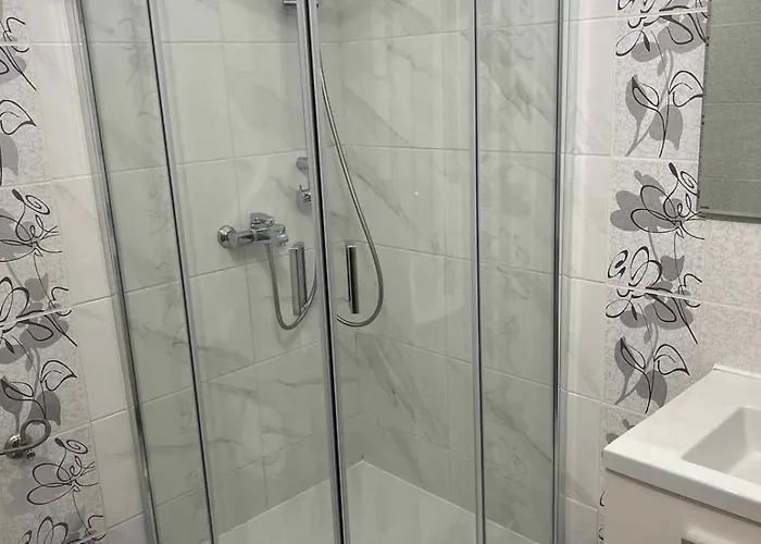 Апартаменты White Rose *