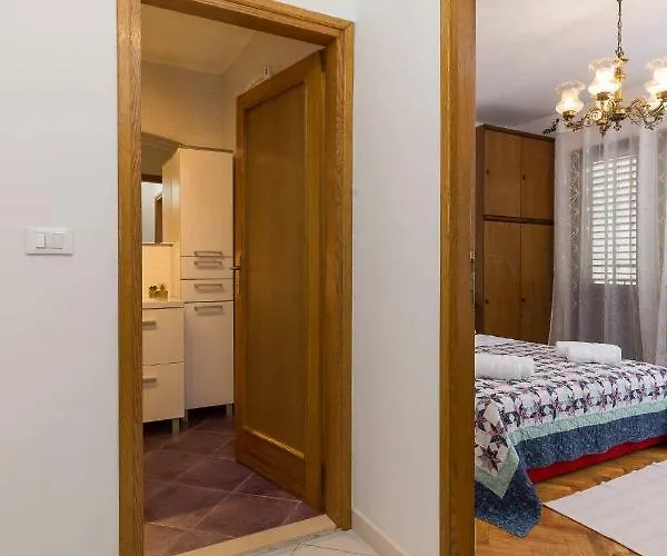 White Rose Дубровник