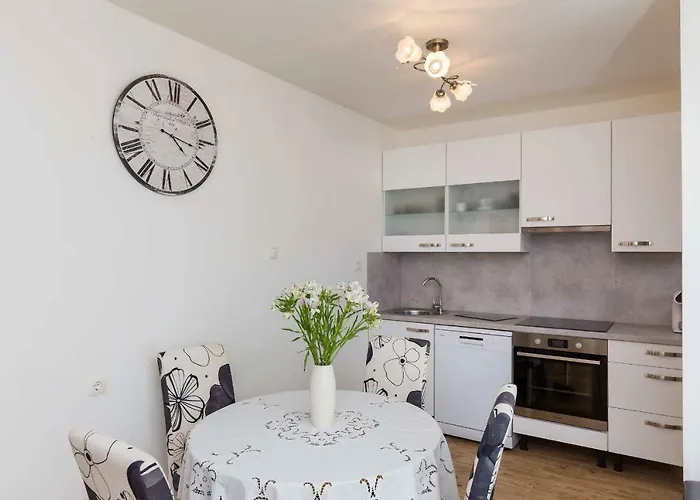 White Rose Апартаменты