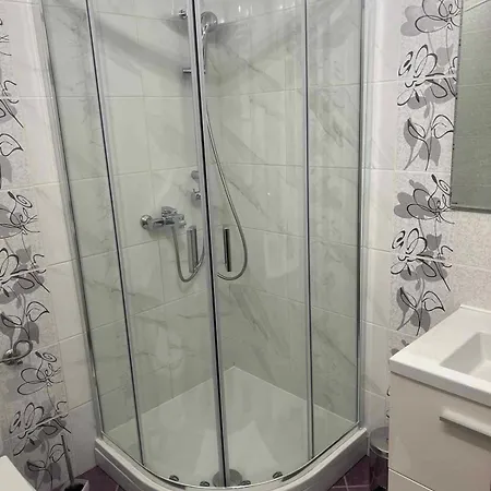 Apartment White Rose *